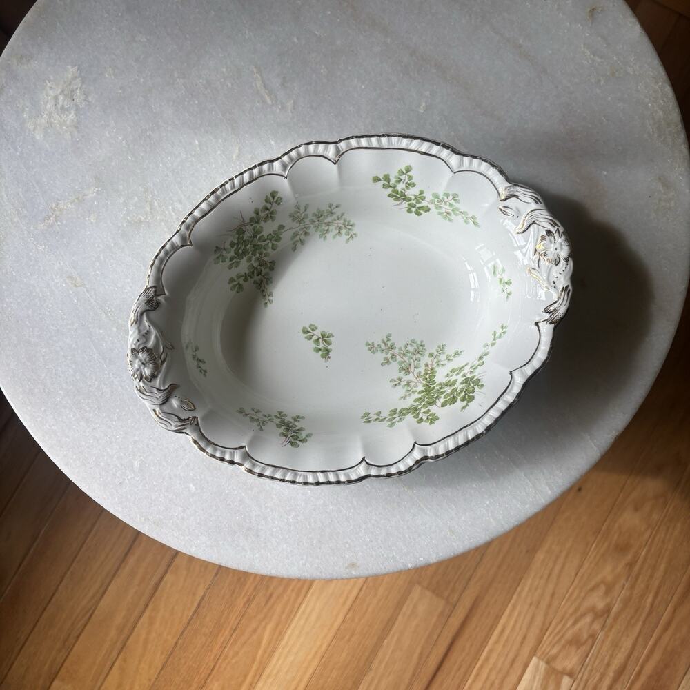 Antique John Maddock & Sons Royal Vitreous Green Clover Serving Bowl England